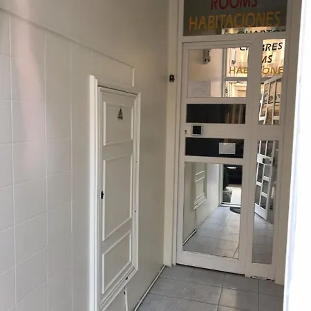 Residencial Costa 2* Oporto