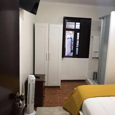 Pensión Residencial Costa Oporto